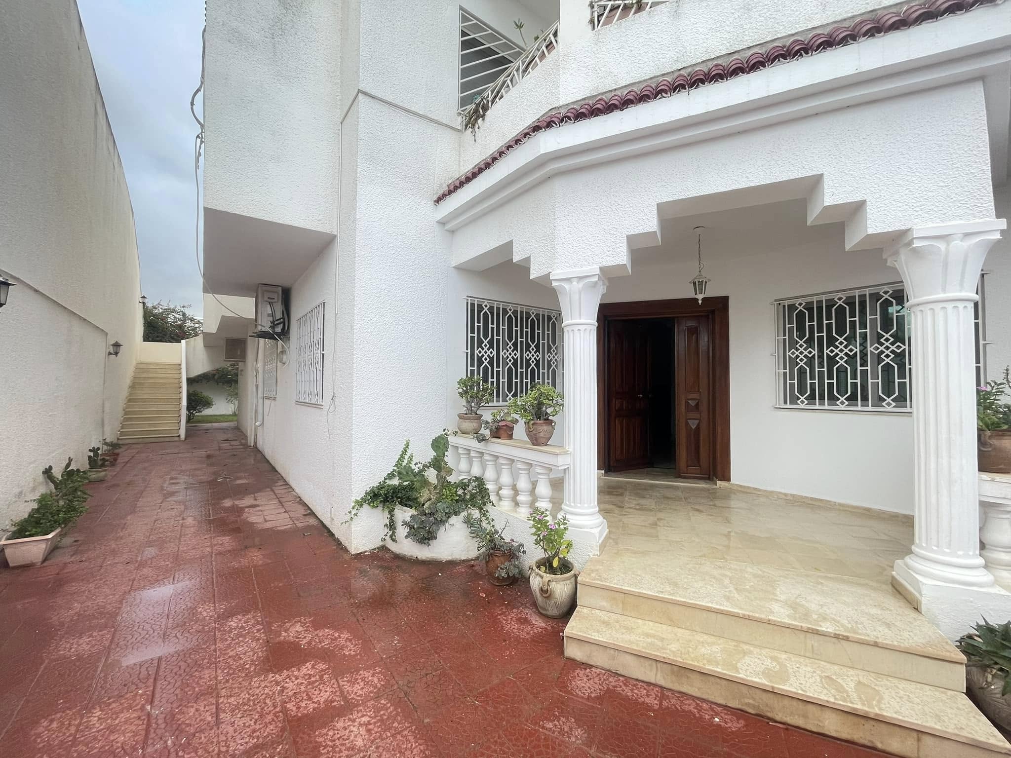 La Soukra Chotrana 3 Location Appart. 2 pices Appartement  condominium vide