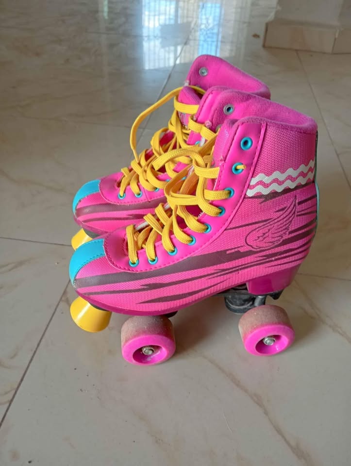 La Soukra Sidi Frej Enfants Autre Soy luna patins  roulettes