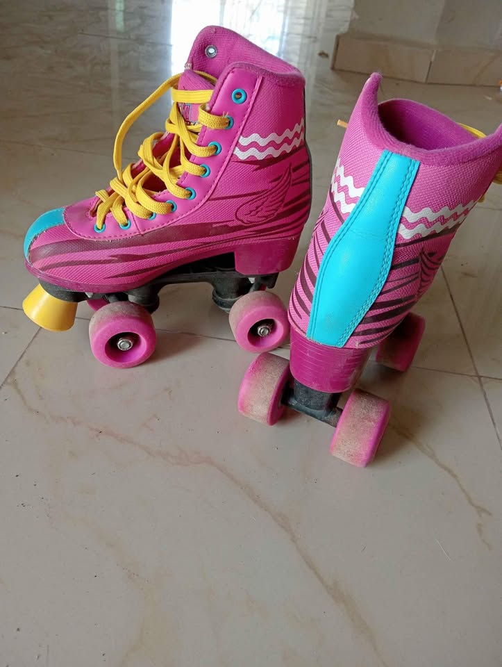 La Soukra Sidi Frej Enfants Autre Soy luna patins  roulettes