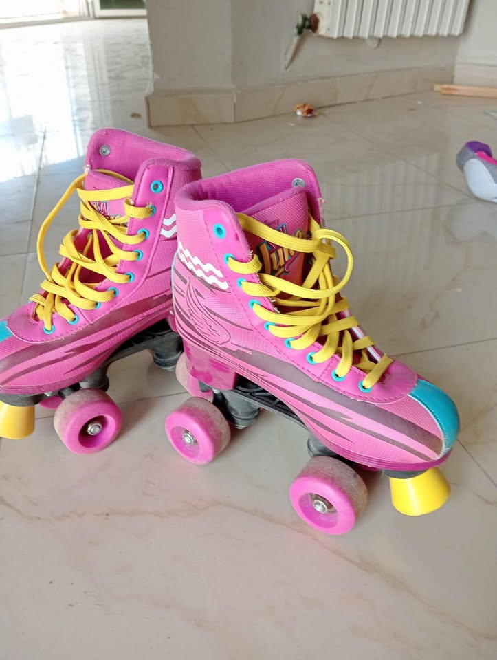 La Soukra Sidi Frej Enfants Autre Soy luna patins  roulettes