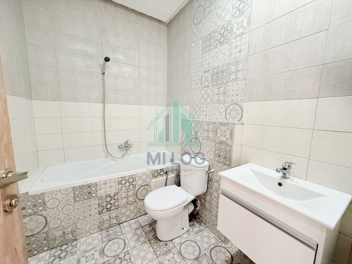 Nouvelle Medina El Yasminette Vente Appart. 3 pices Un appartement s3 de 141 m2  yasminette