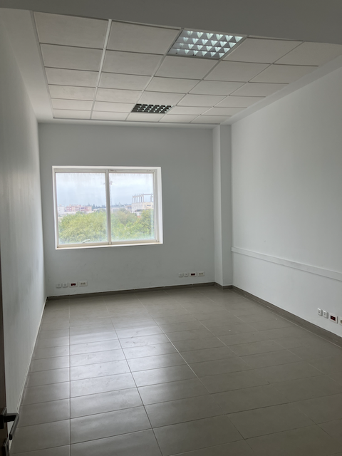 La Marsa Sidi Daoud Location Autre Bureau au marsa mall emplacement stratgique