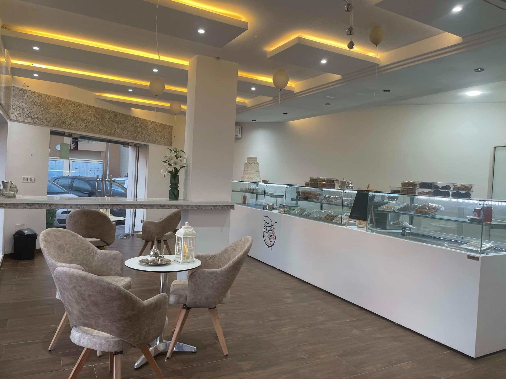 Ezzahra Cite Panorama Bureaux & Commerces Fond de Commerce Grance libre tout produit