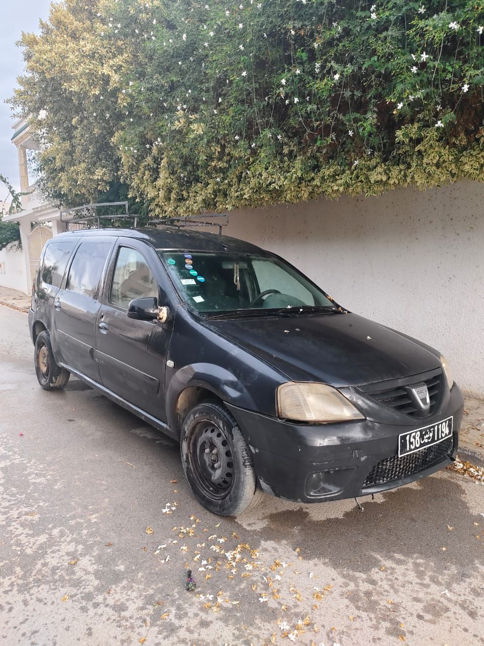 La Marsa Marsa Ennassim Dacia Logan Bon occasion dacia logan bon etat