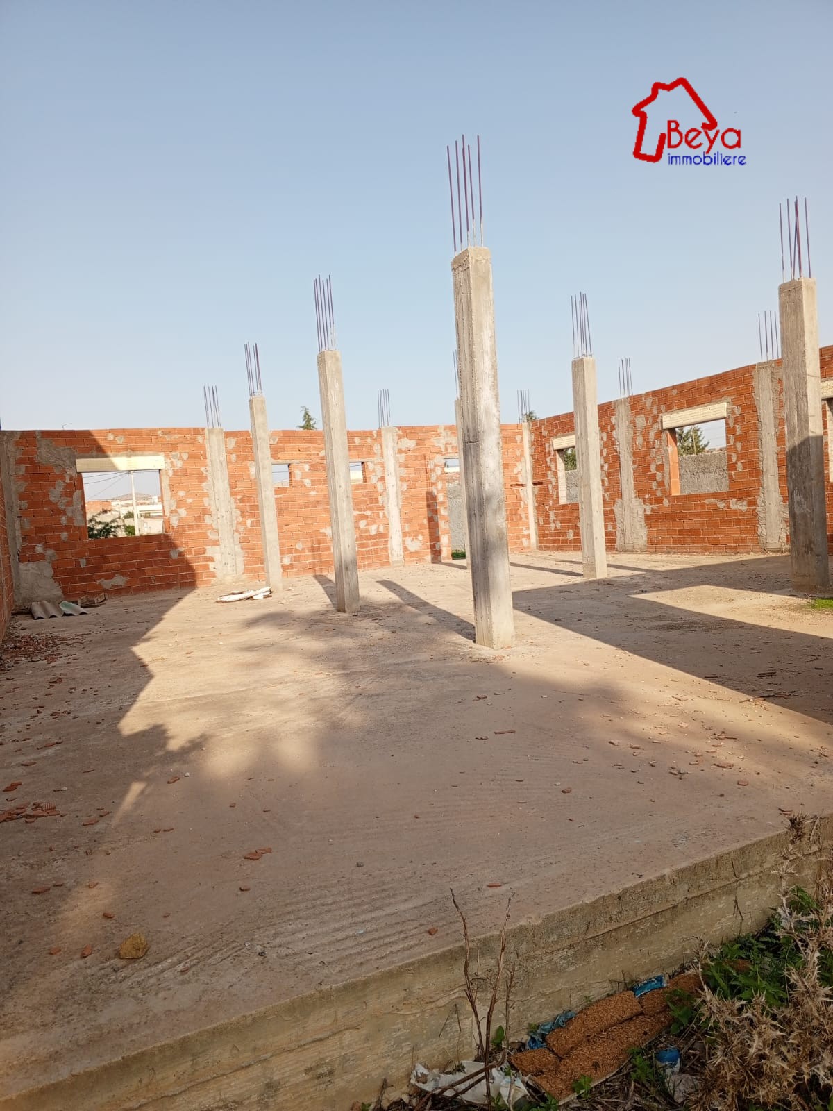 Oued Ellil Oued Ellil Terrain Terrain nu Terrain novelene vtm023
