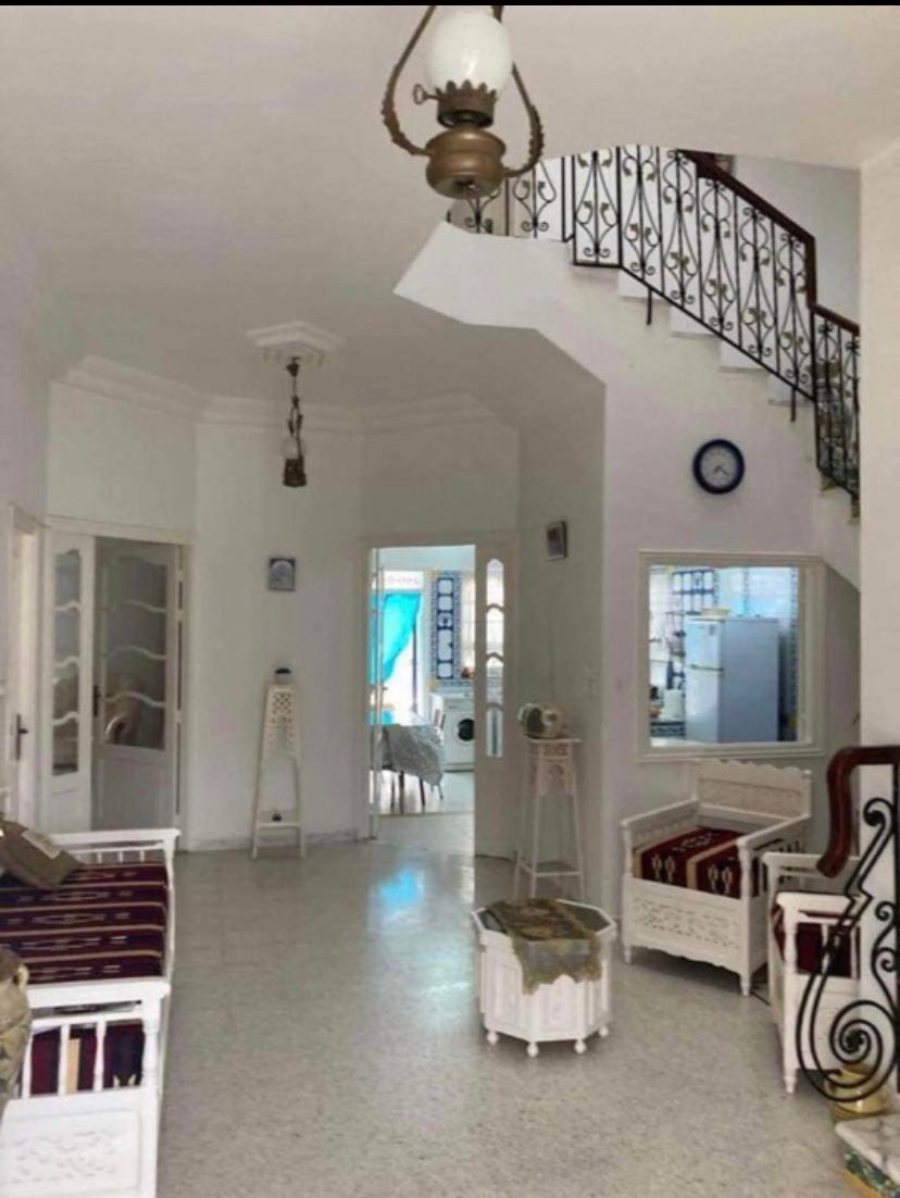 Beni Khiar Beni Khiar Vente Maisons Particulier une villa s5 bon emplacement