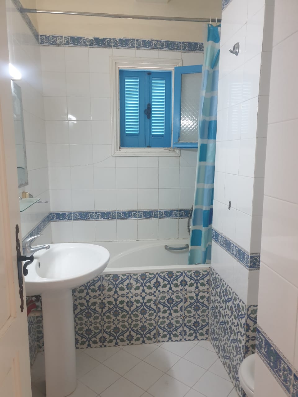 Nabeul Cite El Mahrsi 1 Location Appart. 3 pices S plus 2 meubl a sidi mahressi wb4165
