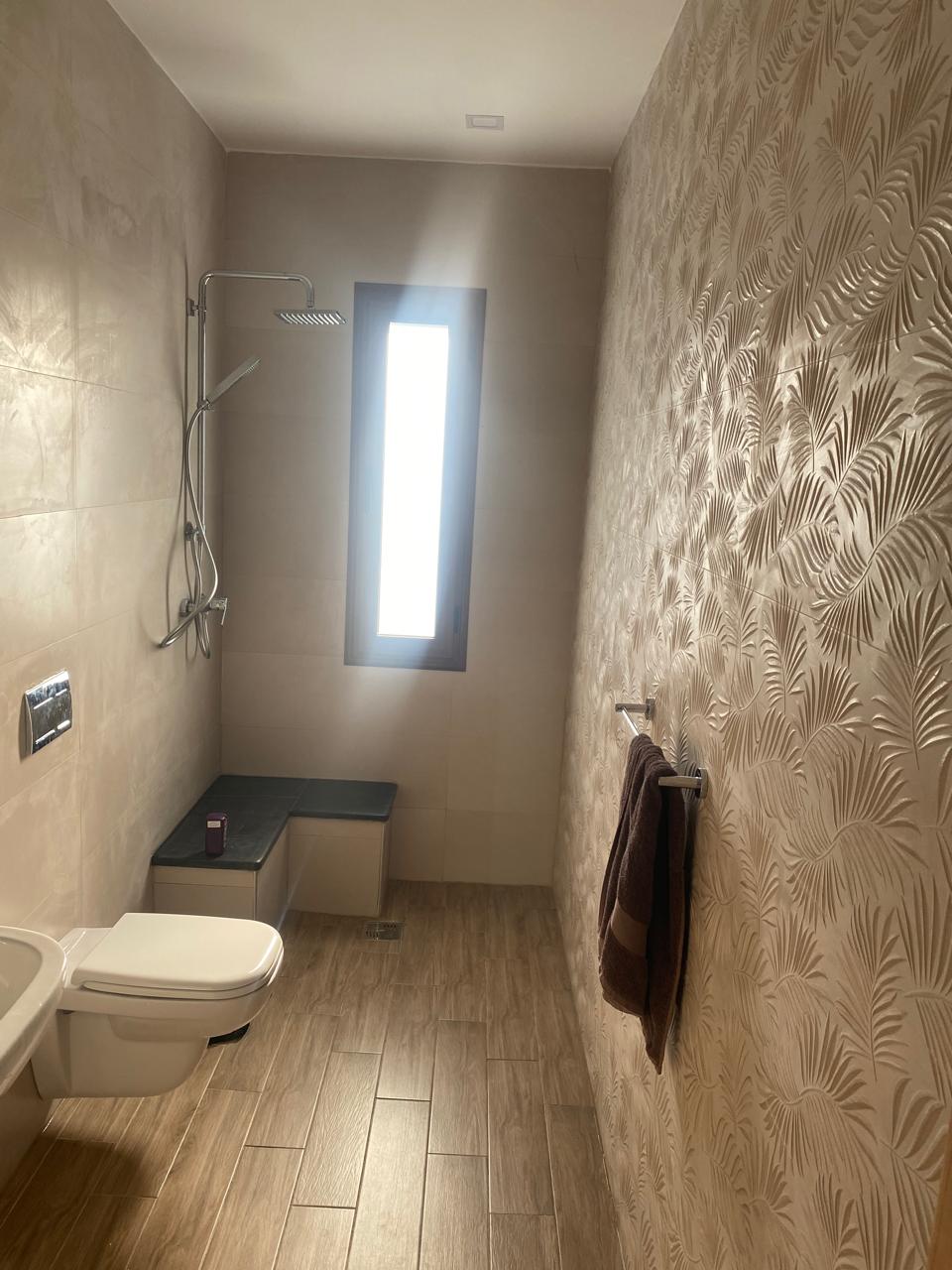 El Menzah Mutuelle Ville Location Appart. 4 pices Etage s3 avec grand jardin meuble ou vide