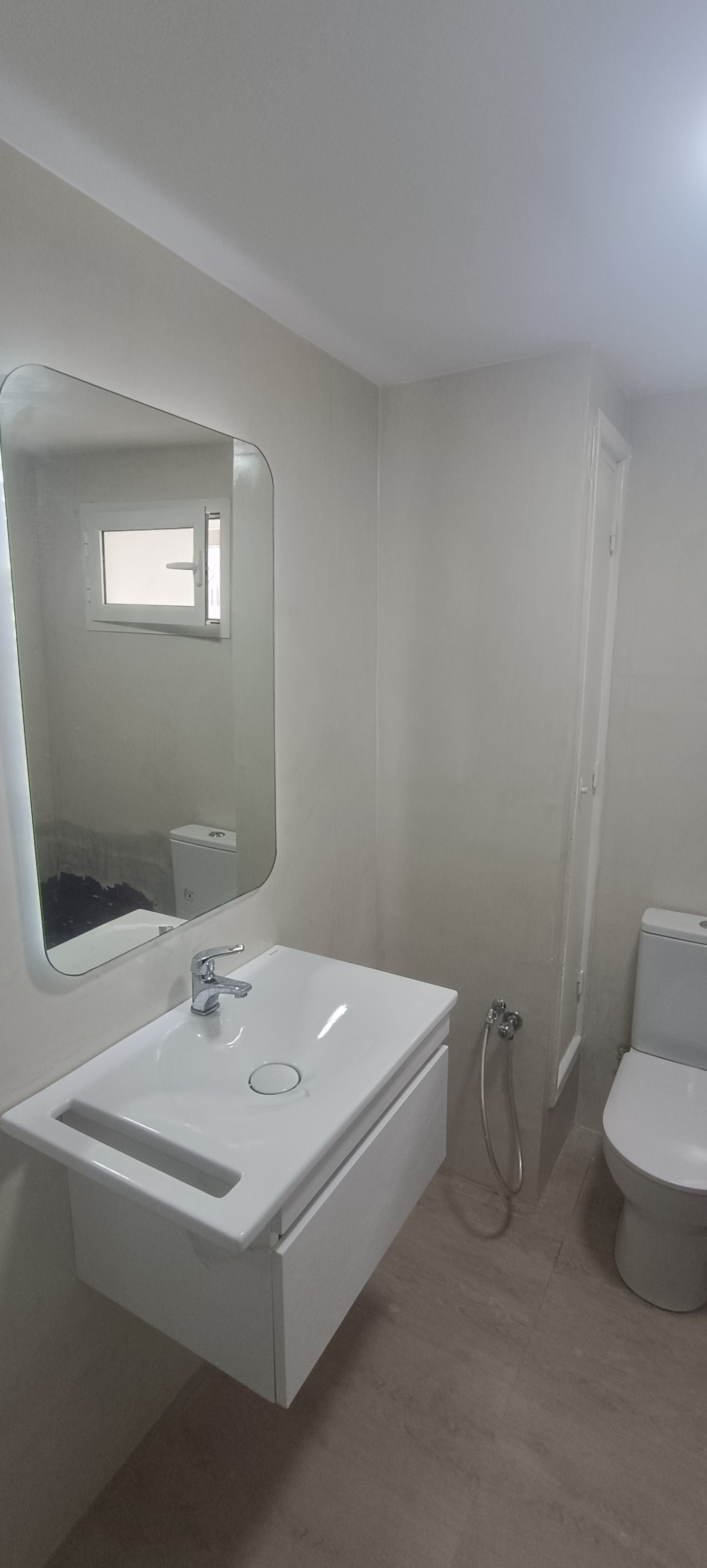 El Menzah Mutuelle Ville Location Appart. 3 pices Appartement s2 rnov au rdc