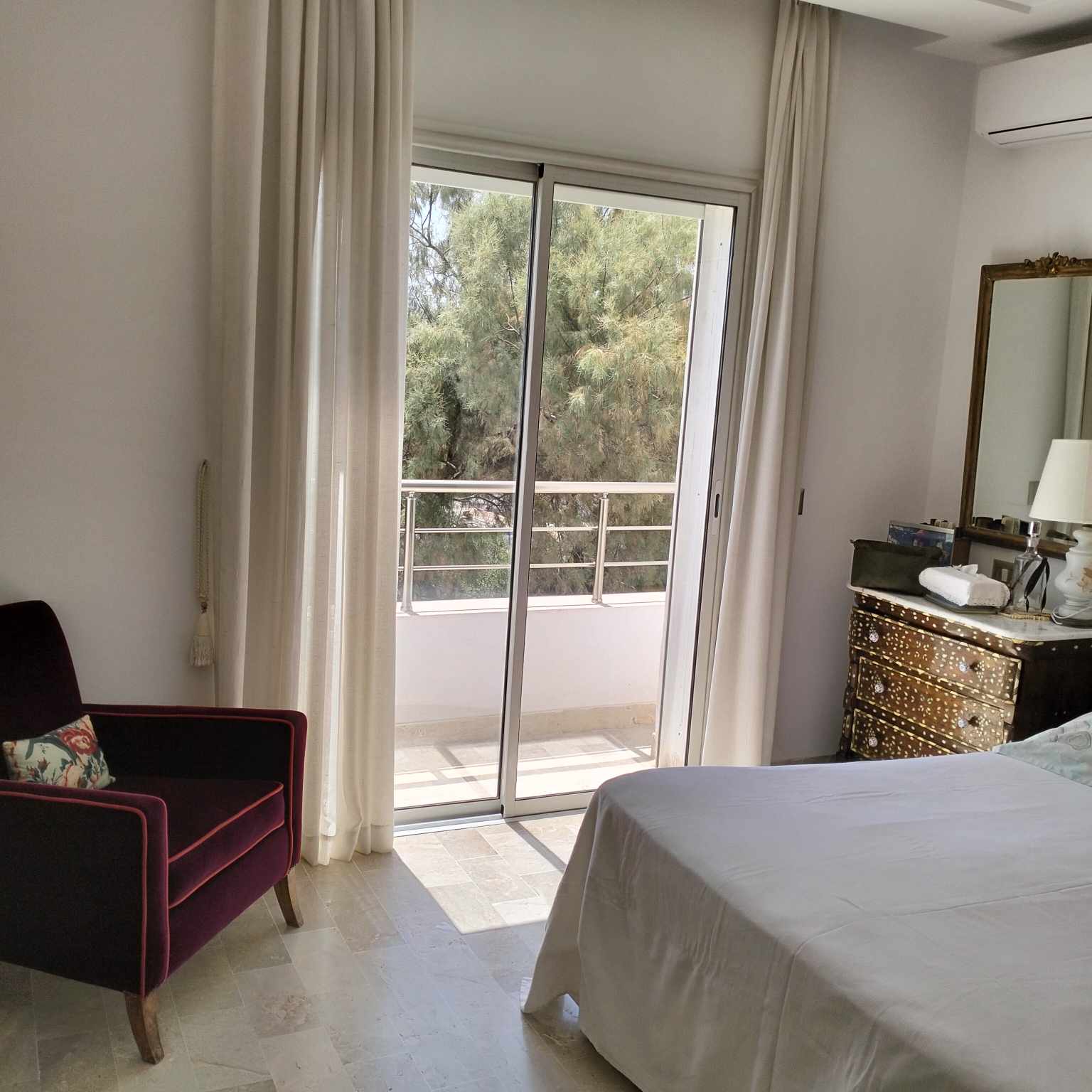 La Soukra La Soukra Vente Appart. 4 pices S3 haut standing  la soukra