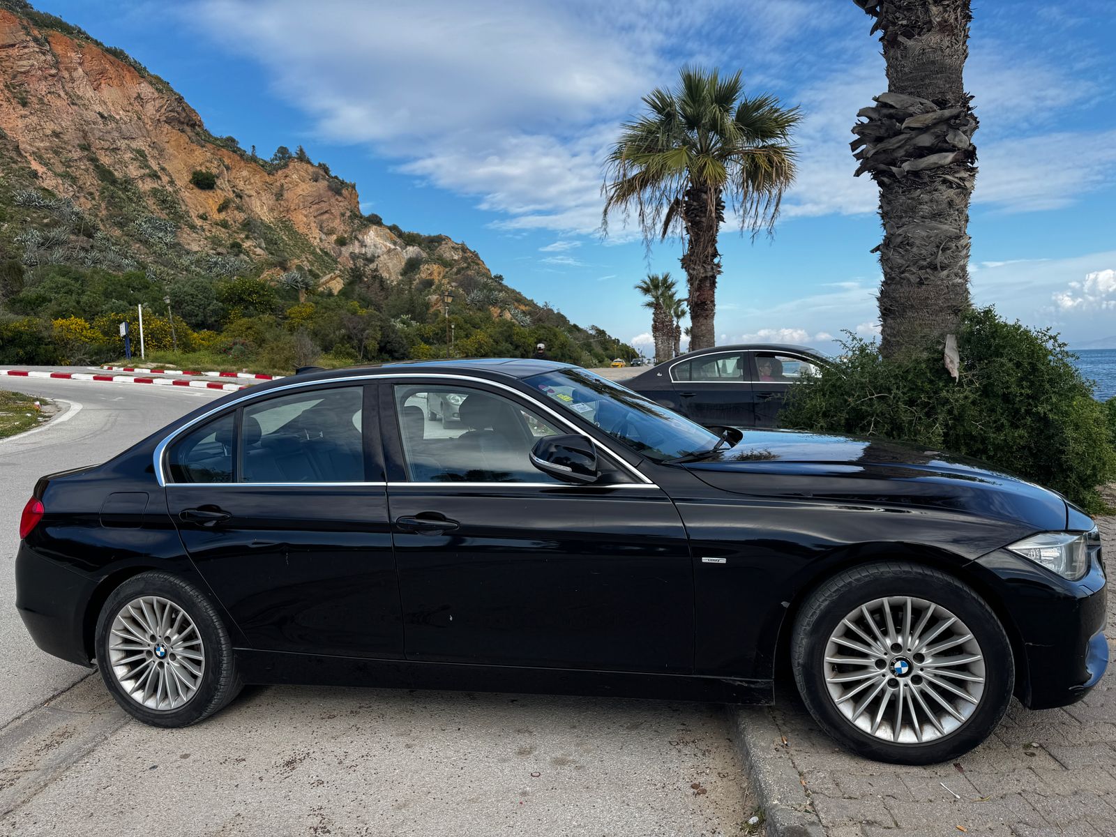 El Menzah El Manar 1 Bmw Serie 3 Bmw f30 luxury