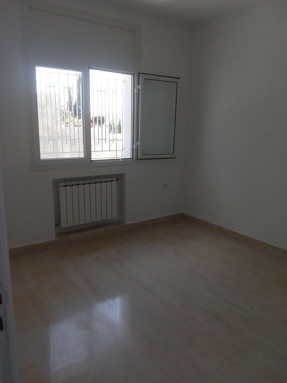 La Soukra Chotrana 1 Location Maisons Etage de villa en trs bon tat