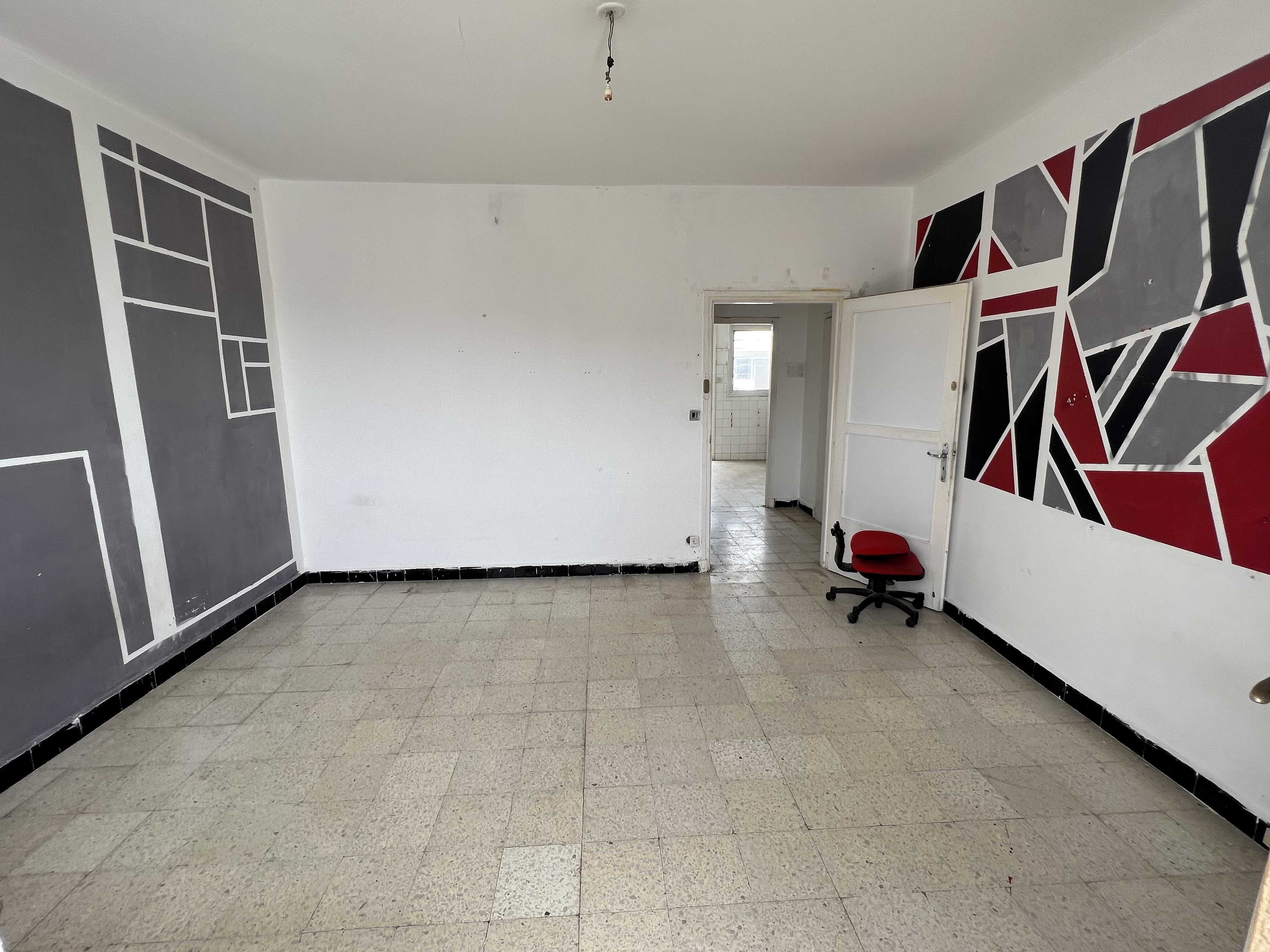 Cite El Khadra Cite Oplympique Location Appart. 4 pices Un spacieux s3