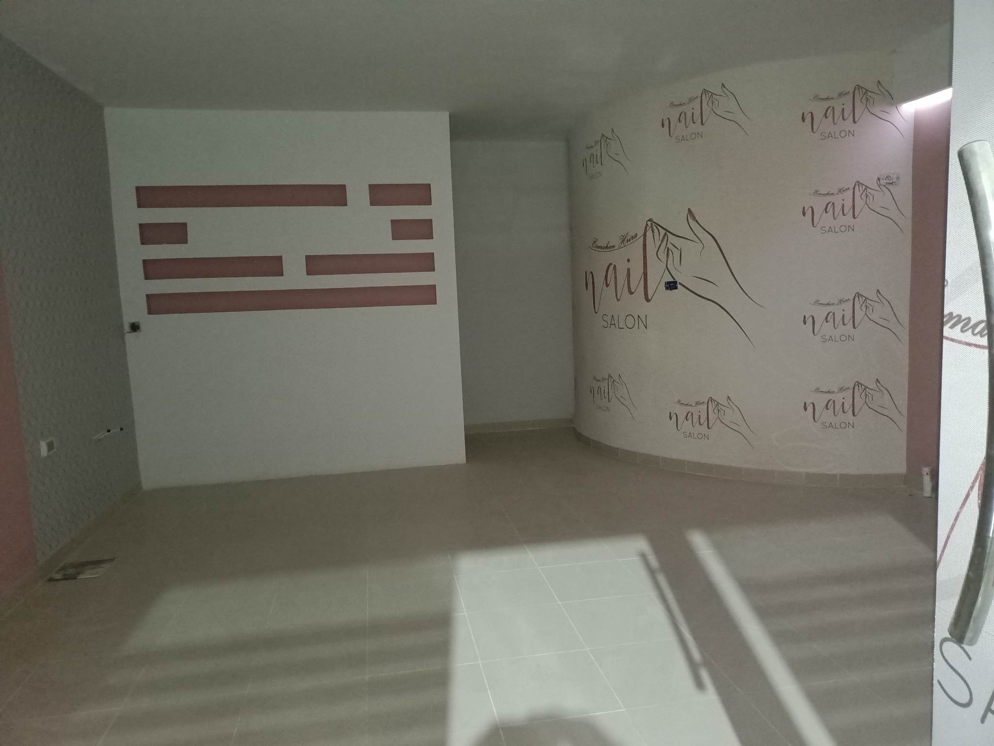 Ariana Ville El Menzah 5 Bureaux & Commerces Surfaces Local de 30m2 au menzah5 pour bureau