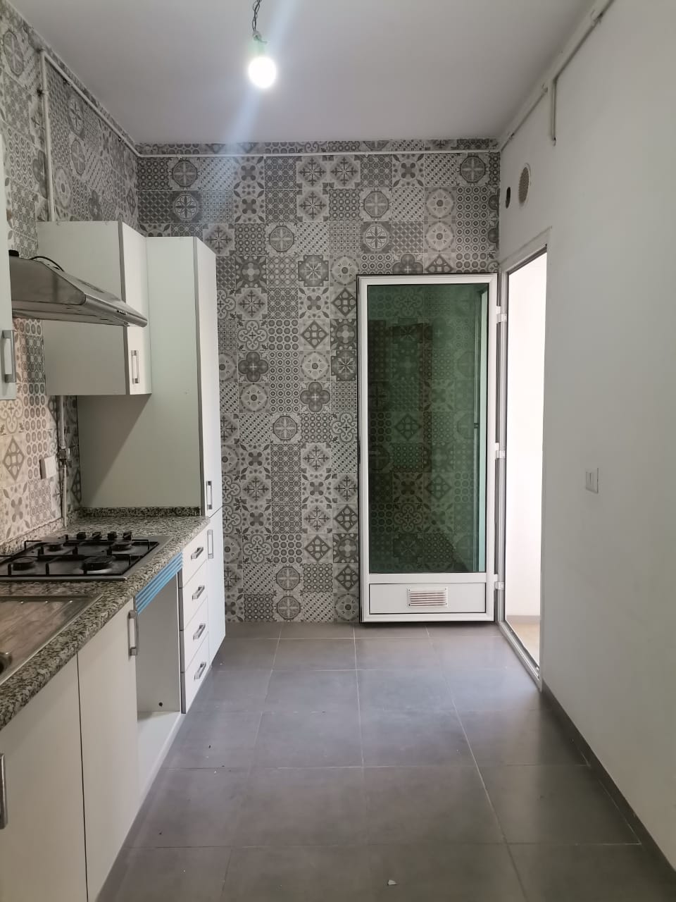 La Soukra La Soukra Location Appart. 3 pices Appartement 3pieces avec place parking au sous sol
