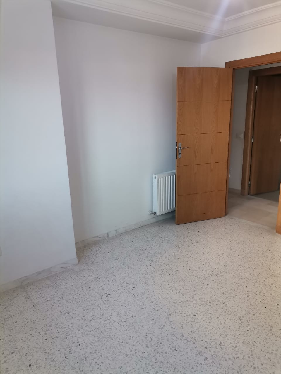 La Soukra La Soukra Location Appart. 3 pices Appartement 3pieces avec place parking au sous sol