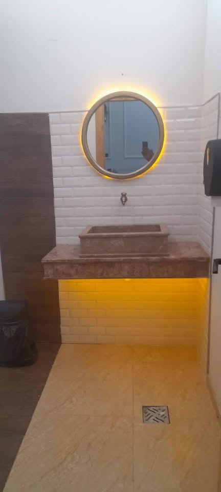 Bab Bhar Montplaisir Location Autre Restaurant  montplaisir tunis