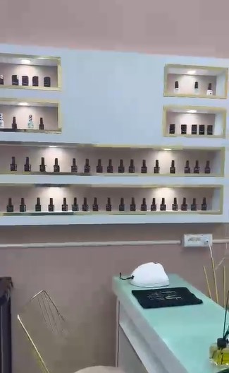 El Mourouj Cite El Bassatine Vente Autre Salon de coiffure  mourouj 6