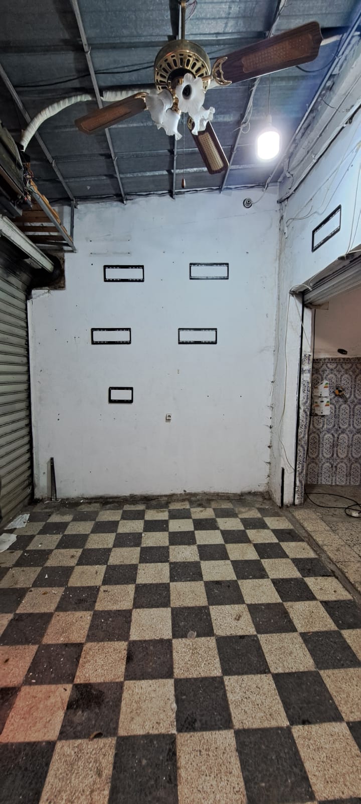 Bab Bhar Bab Bhar Location Autre Grance libre  souk moncef bey tunis