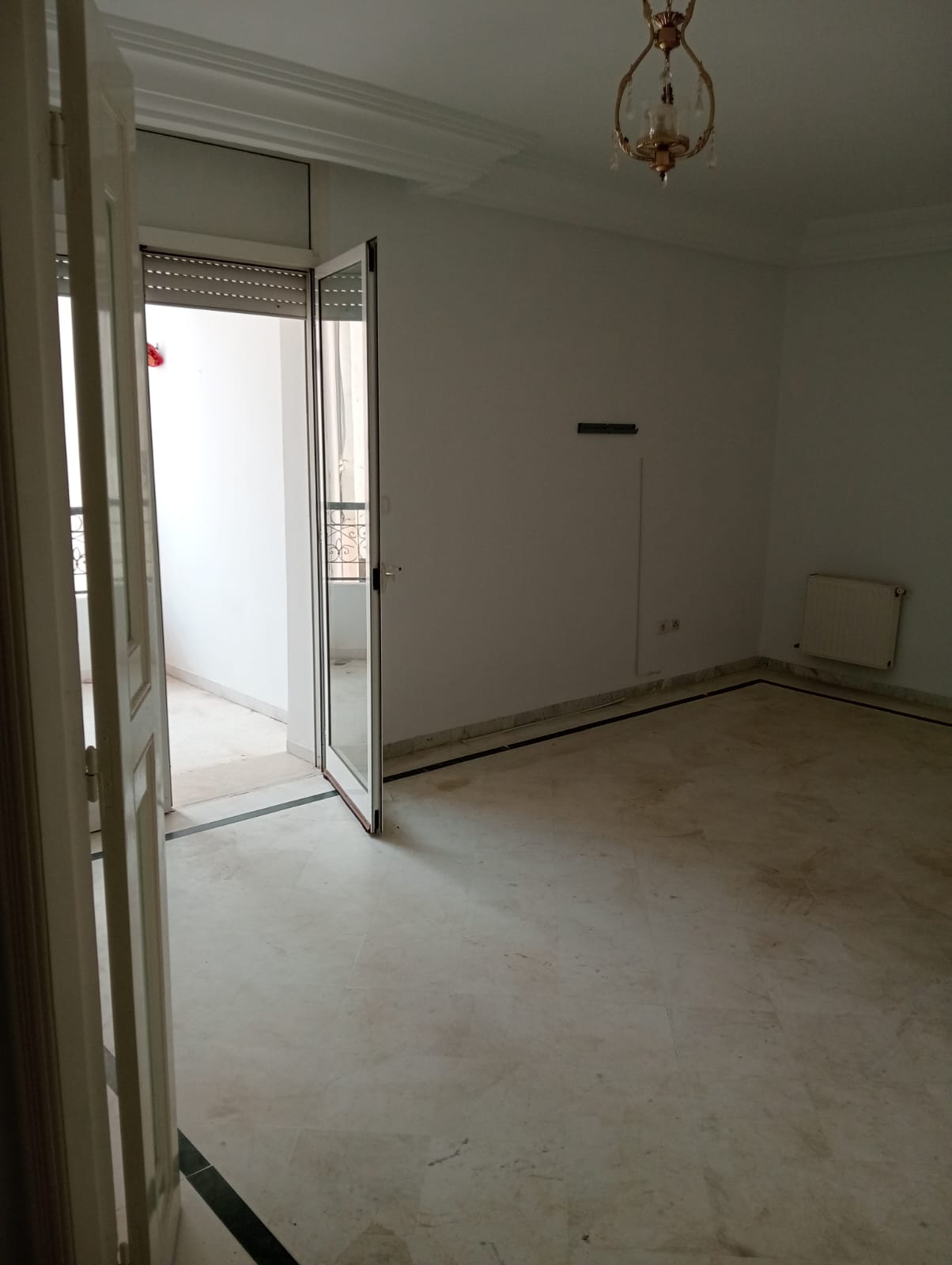 La Marsa El Aouina Vente Appart. 2 pices S2 cite el wahat l'aouinatunis
