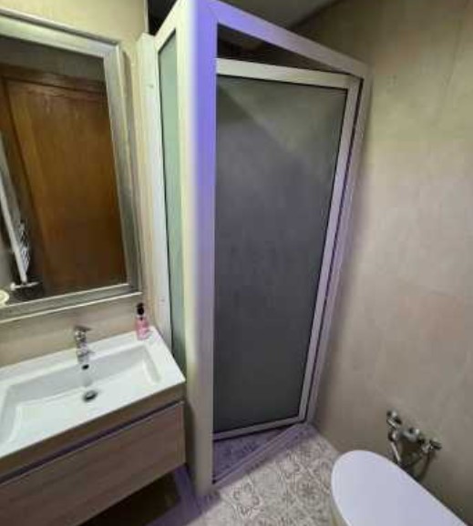 Ariana Ville Cite Essaada (Riadh Andalous) Location Appart. 1 pice Appartement s1 haut standing riadh al andalous