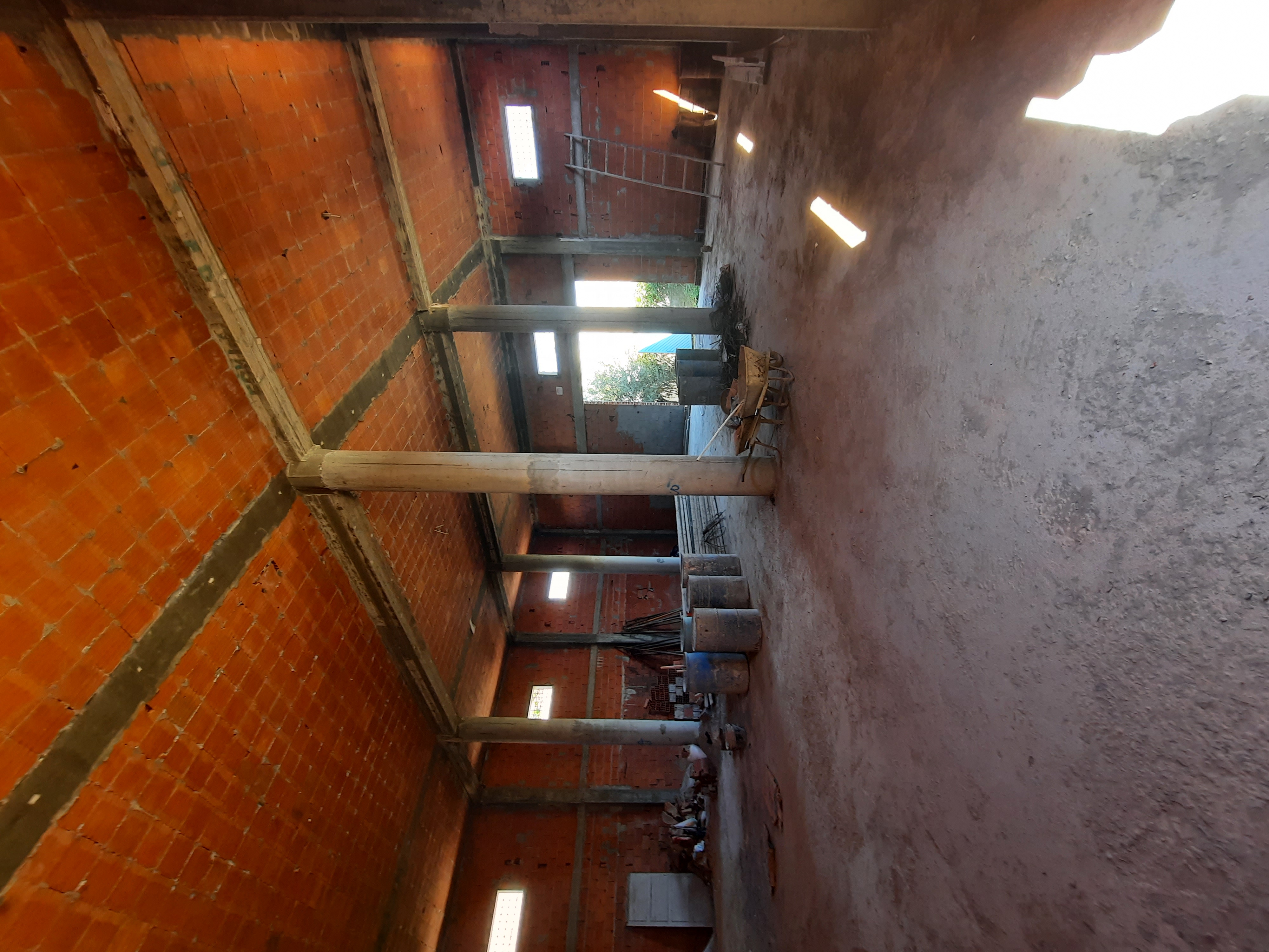 Mnihla Mnihla Location Surfaces Dpt de stockage ou salle polyvalente