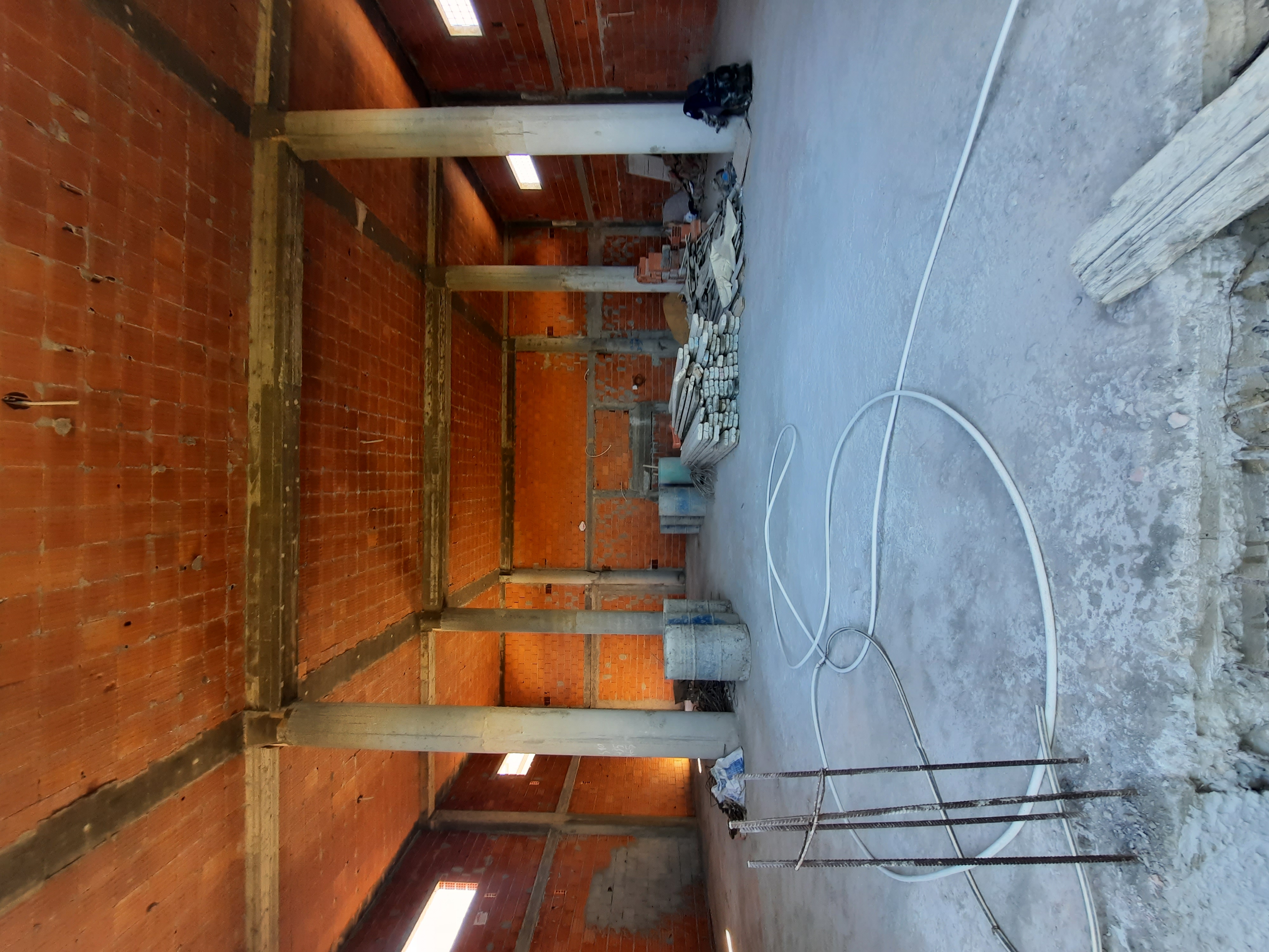Mnihla Mnihla Location Surfaces Dpt de stockage ou salle polyvalente