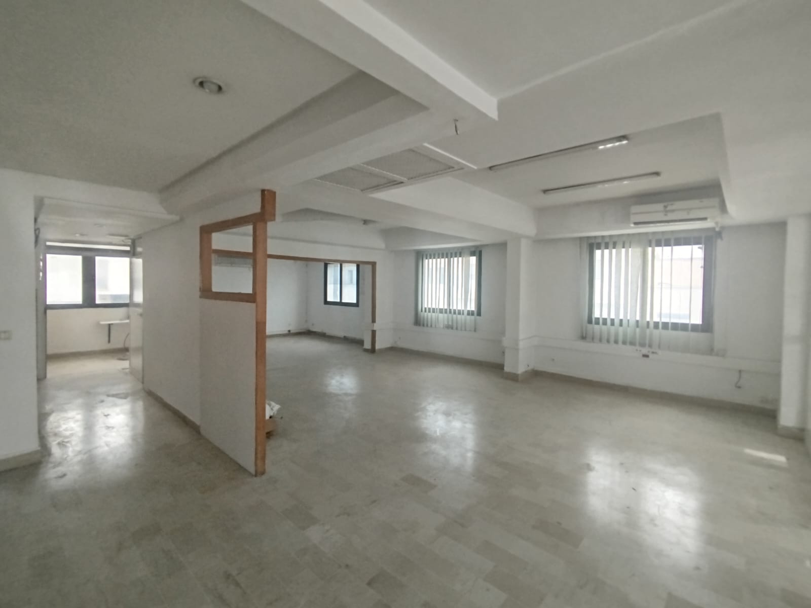 Cite El Khadra Cite El Khadra Bureaux & Commerces Bureau Open space  cit jardin 3 etage