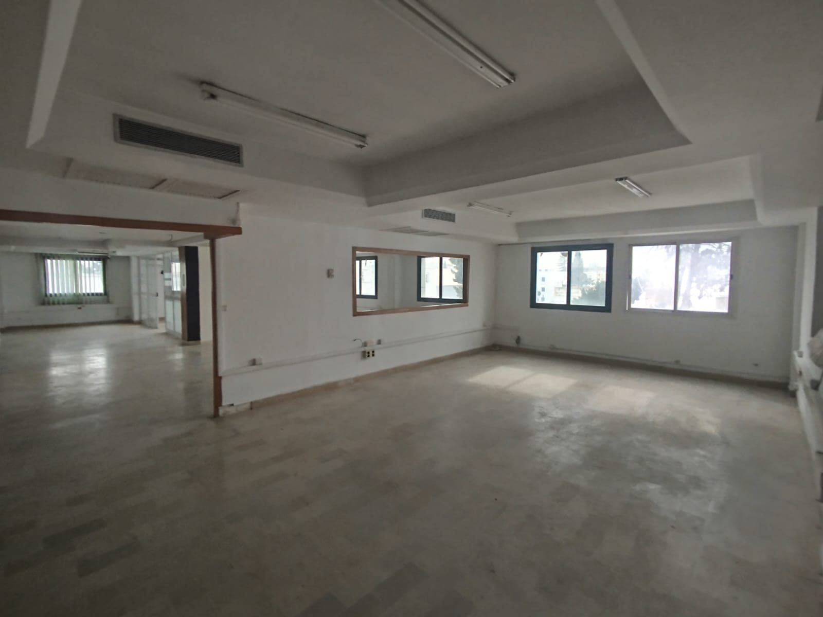 Cite El Khadra Cite El Khadra Bureaux & Commerces Bureau Open space  cit jardin 3 etage