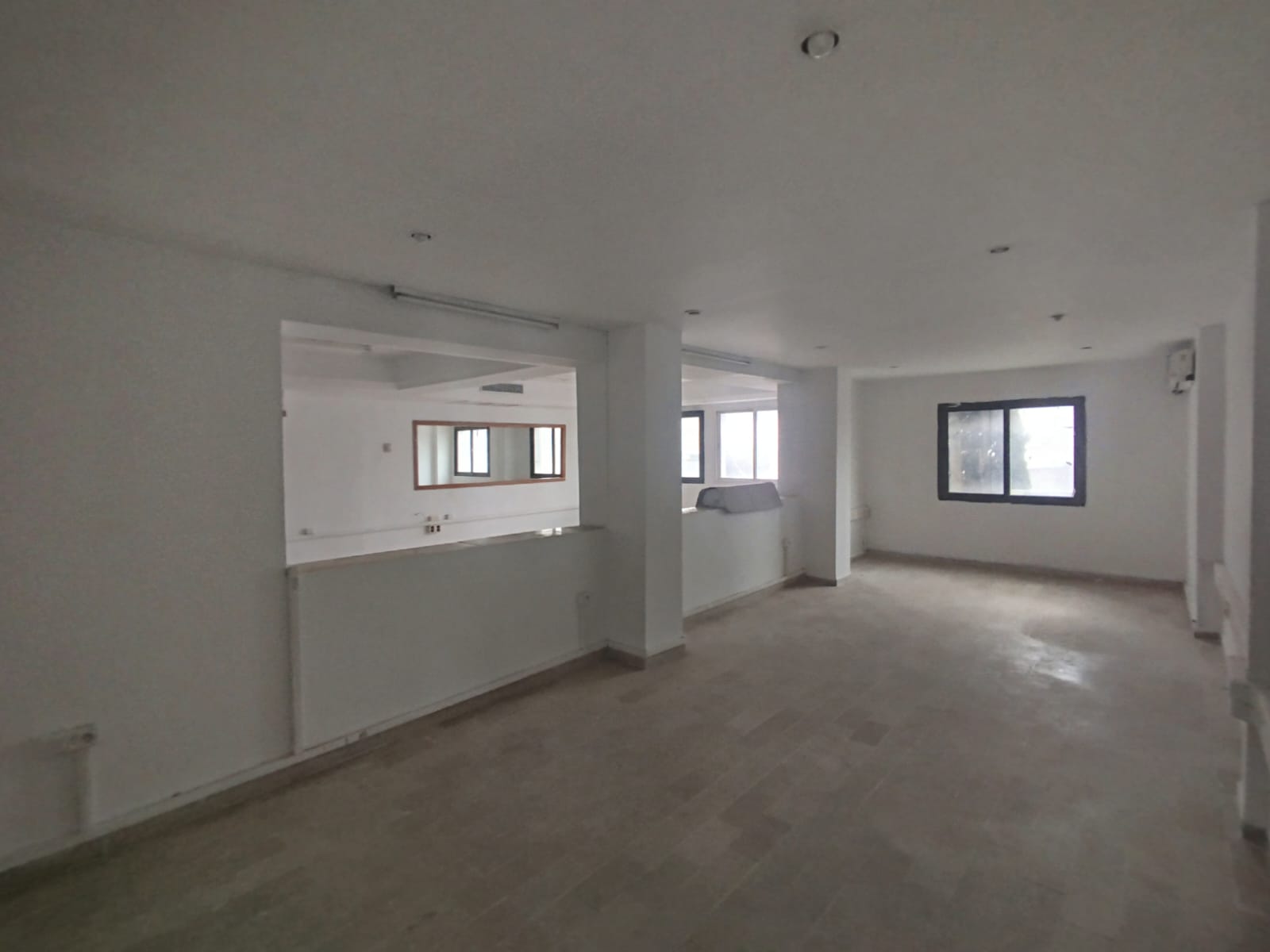 Cite El Khadra Cite El Khadra Bureaux & Commerces Bureau Open space  cit jardin 3 etage