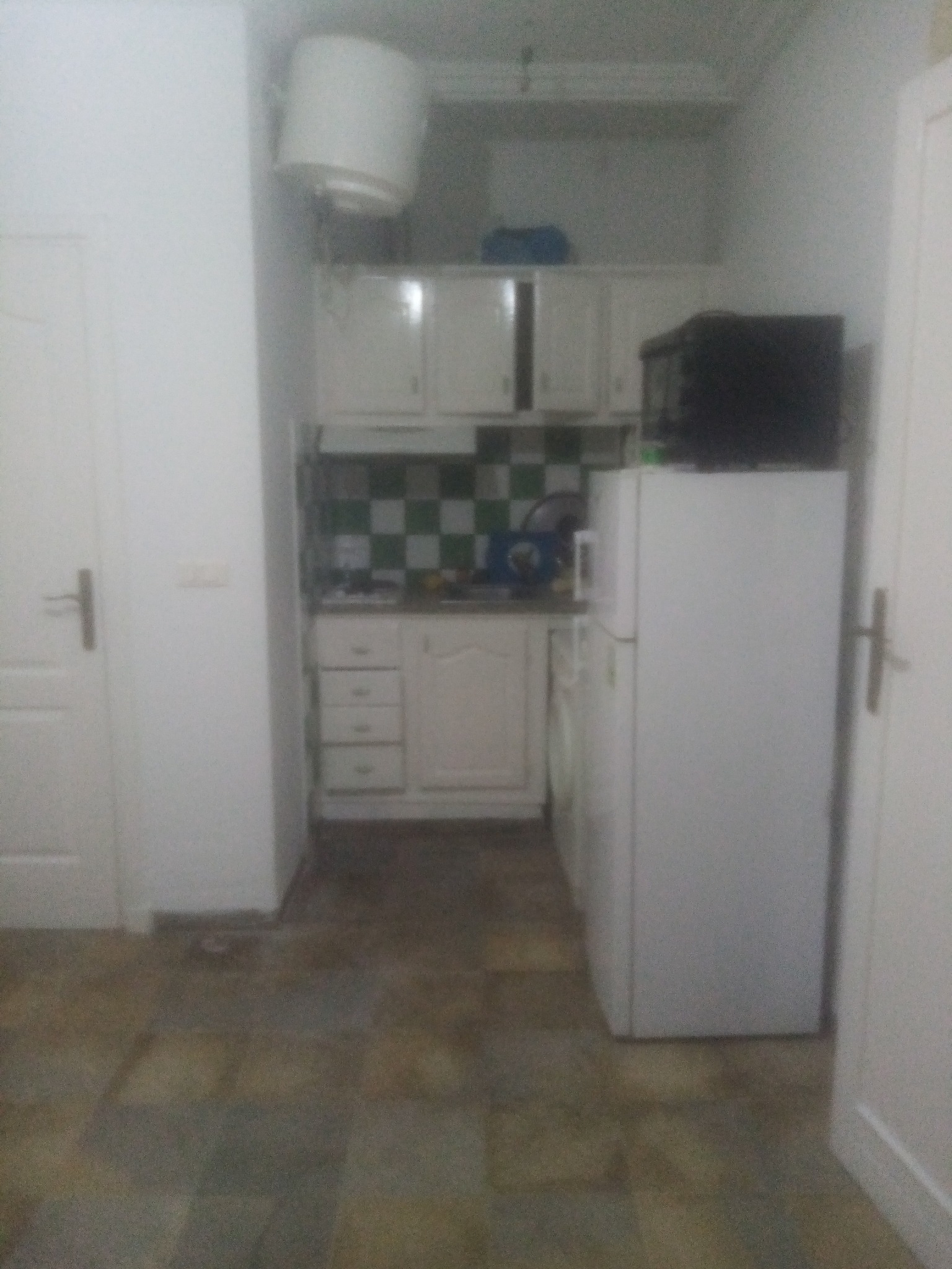 Bab Bhar Republique Location Appart. 2 pices S1 meuble avec wifi pres rue palestine lafayet