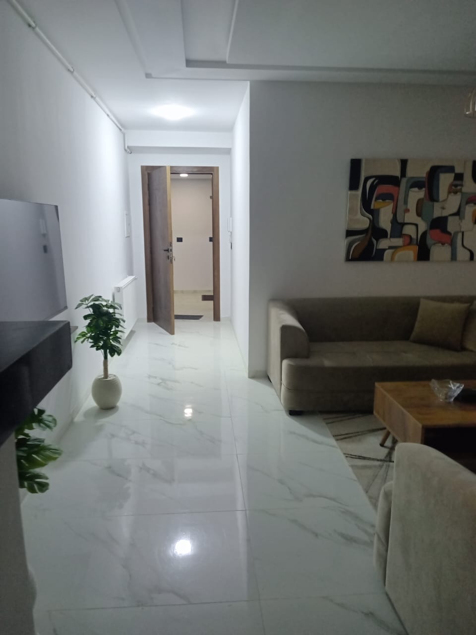 Ain Zaghouan Ain Zaghouan Vente Appart. 2 pices Grand s1 neuf a ain zaghouan