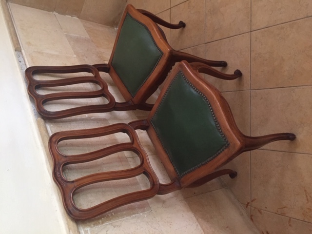 Carthage Carthage Autres meubles Autres 8chaises en bois noyer veritable cuir