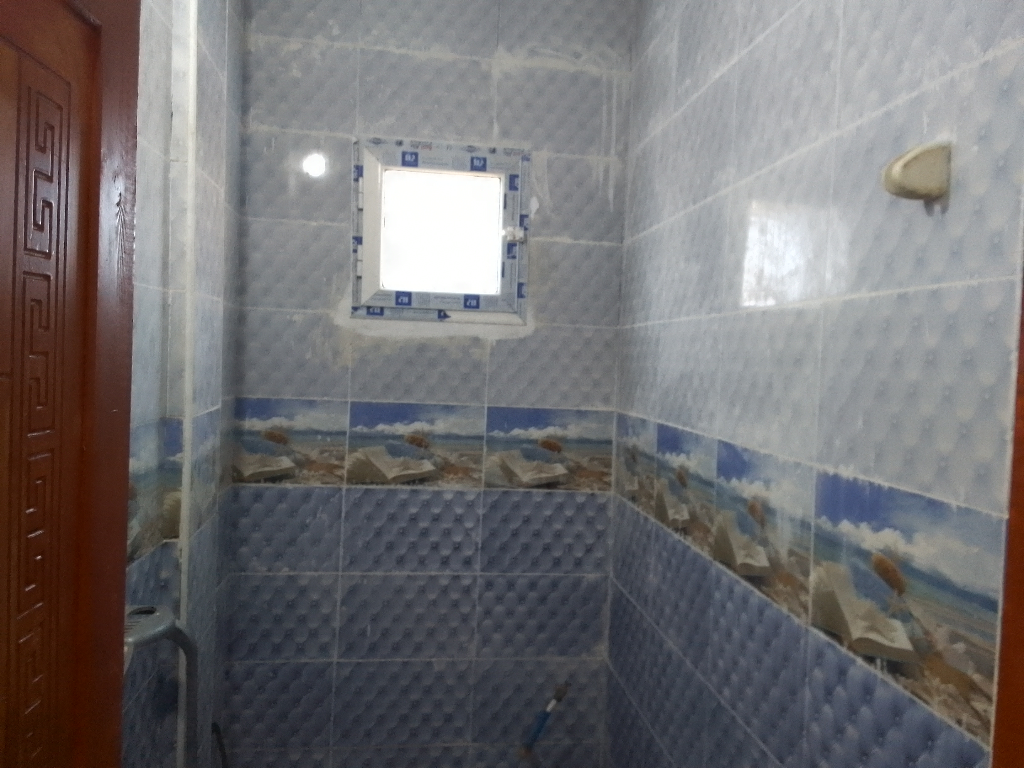 La Marsa Cite Bhar Lazreg Location Appart. 2 pices Appt salon cuisine wc et 2 chambres tage 1