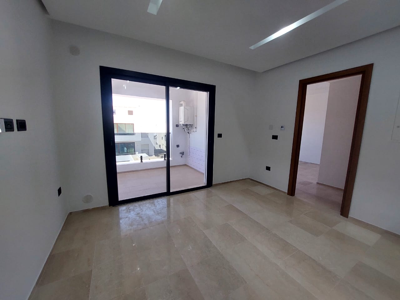 Ain Zaghouan Jardins de Carthage Location Appart. 1 pice Particulier loue un appartement neuf