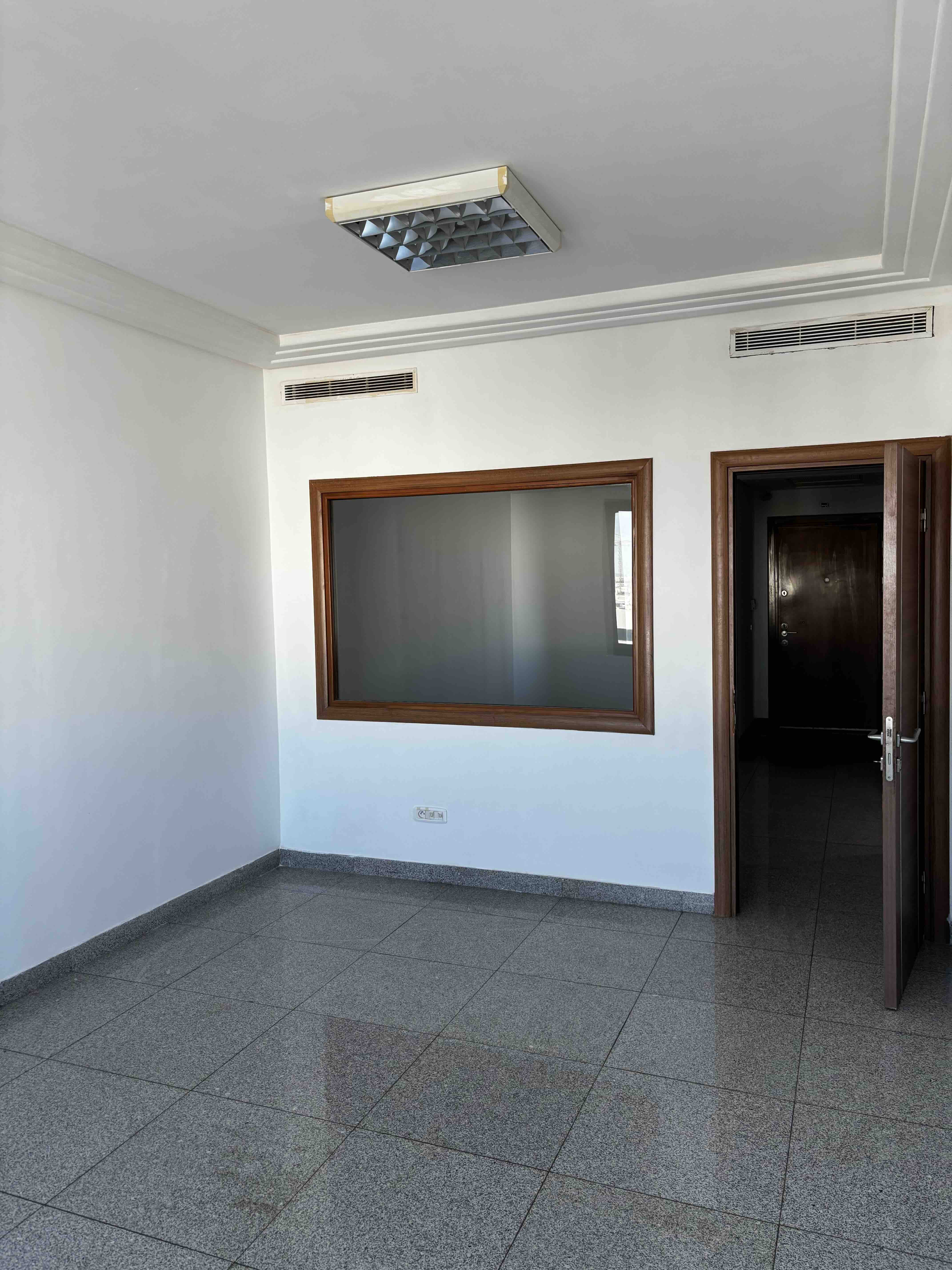 Cite El Khadra Zone urbaine nord Location Autre Bureau haut standing 106 m au centre urbain nord