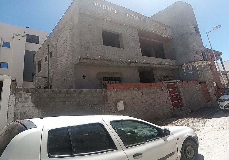 El Mourouj El Mourouj Vente Maisons Villa  3 tages inacheve au mrj6
