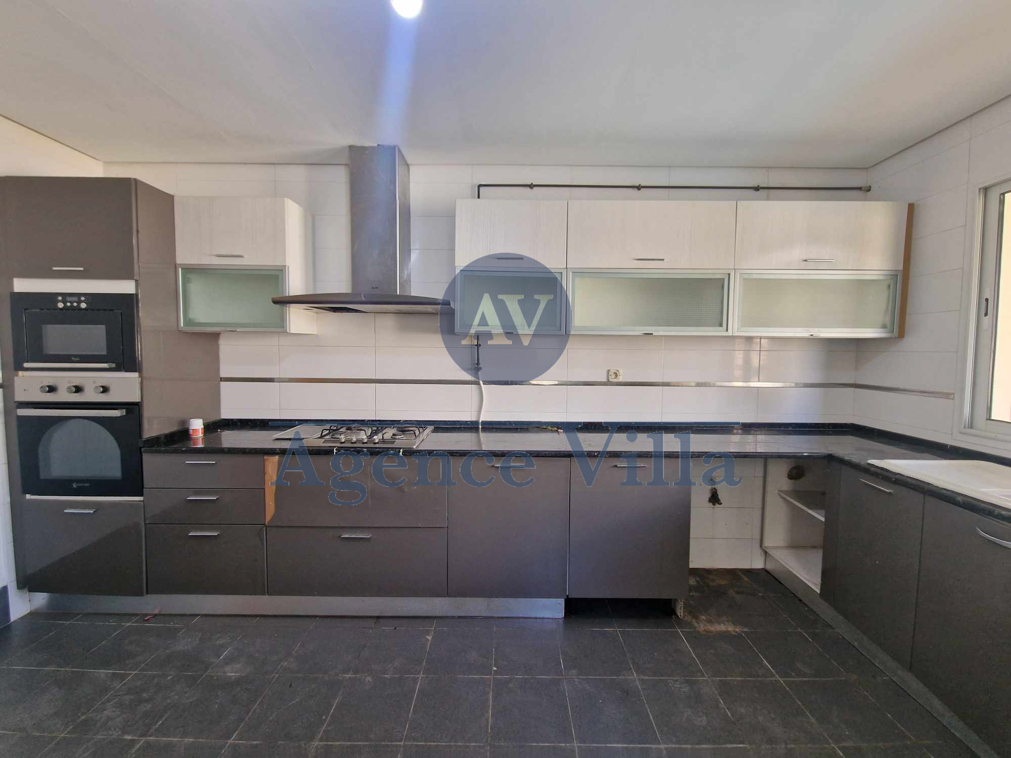 La Soukra La Soukra Vente Duplex Un duplex s4  la soukra avec piscine
