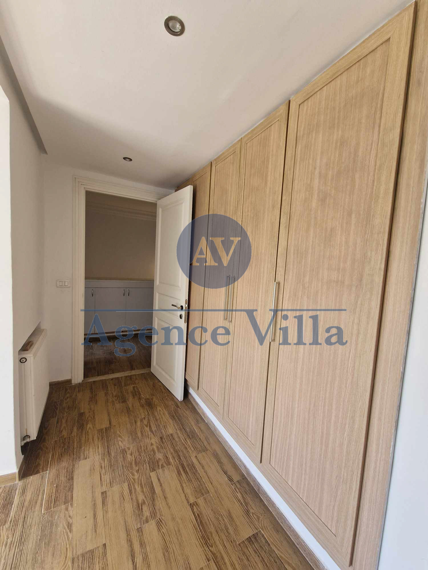 La Soukra La Soukra Vente Duplex Un duplex s4  la soukra avec piscine