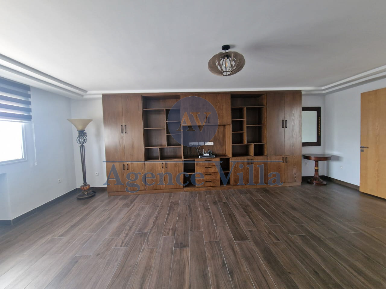 La Marsa Berge Du Lac Bureaux & Commerces Bureau Une villa  usage bureautique s9 neuve au lac1