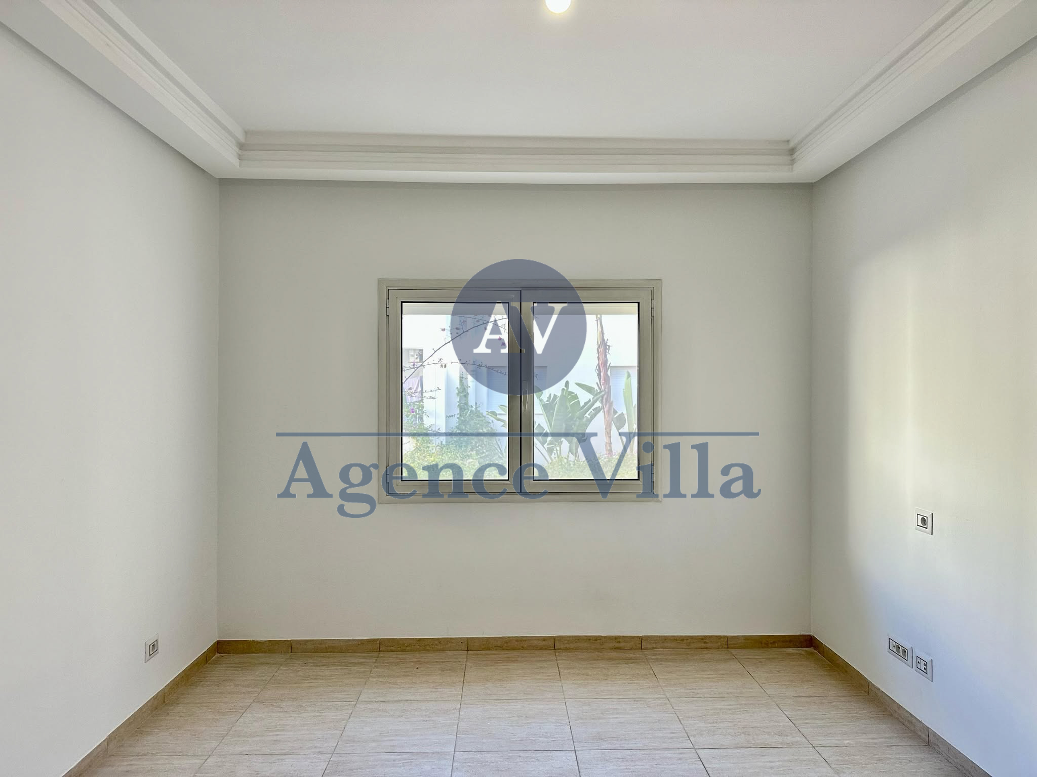 La Marsa Marsa Ennassim Location Appart. 4 pices Un appartement s3  la marsa avec place parking