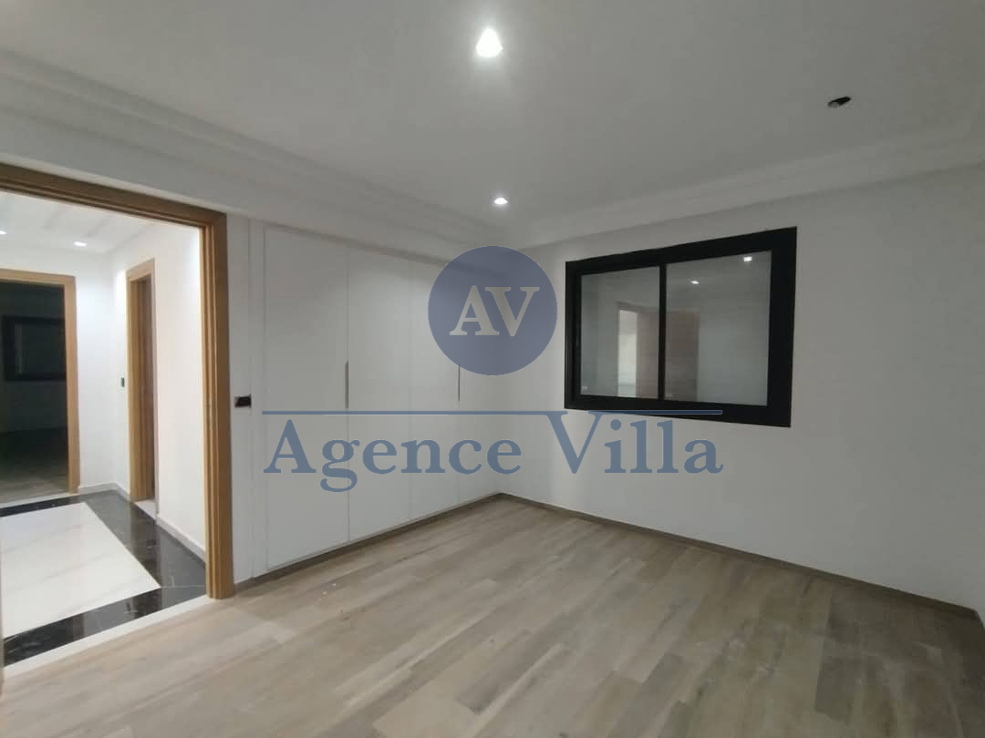 Ain Zaghouan Ain Zaghouan Location Appart. 5 pices+ Un triplex s4 neuf  ain zaghouan