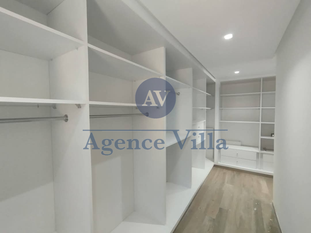 Ain Zaghouan Ain Zaghouan Location Appart. 5 pices+ Un triplex s4 neuf  ain zaghouan