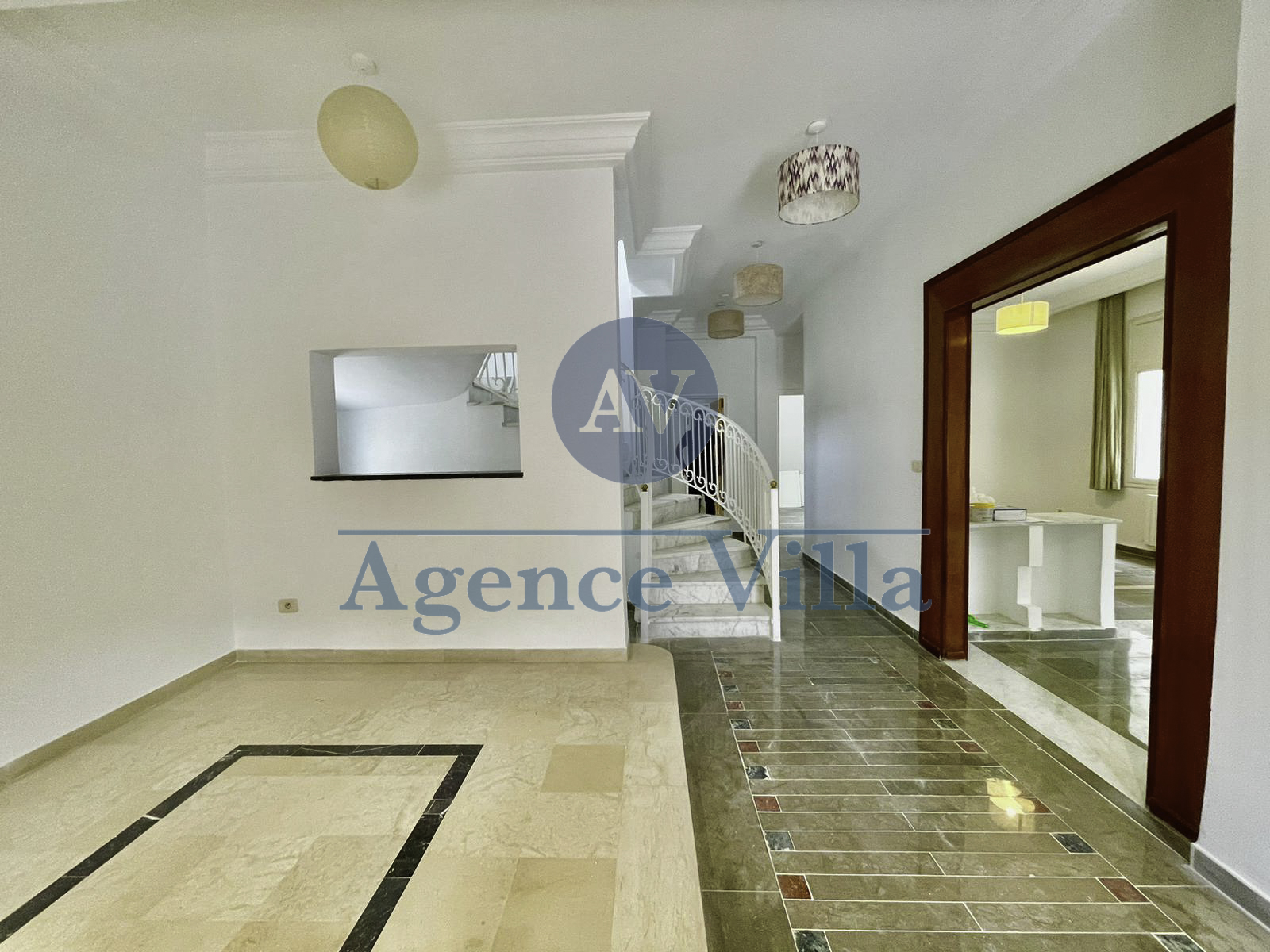 Carthage Cartage Byrsa Location Maisons Une villa s4 avec jardin  carthage byrsa