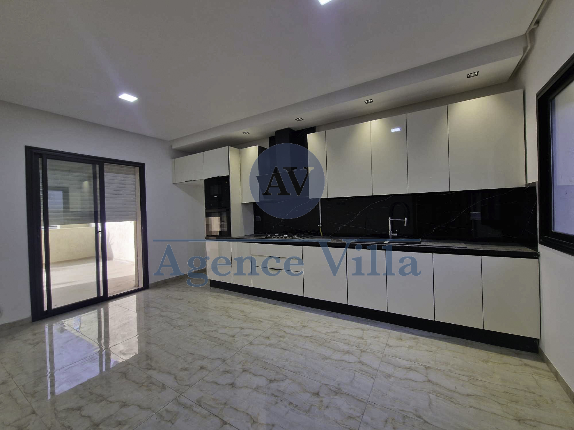 Ain Zaghouan Ain Zaghouan Vente Appart. 3 pices Un appartement s2  ain zaghouan avec jardin