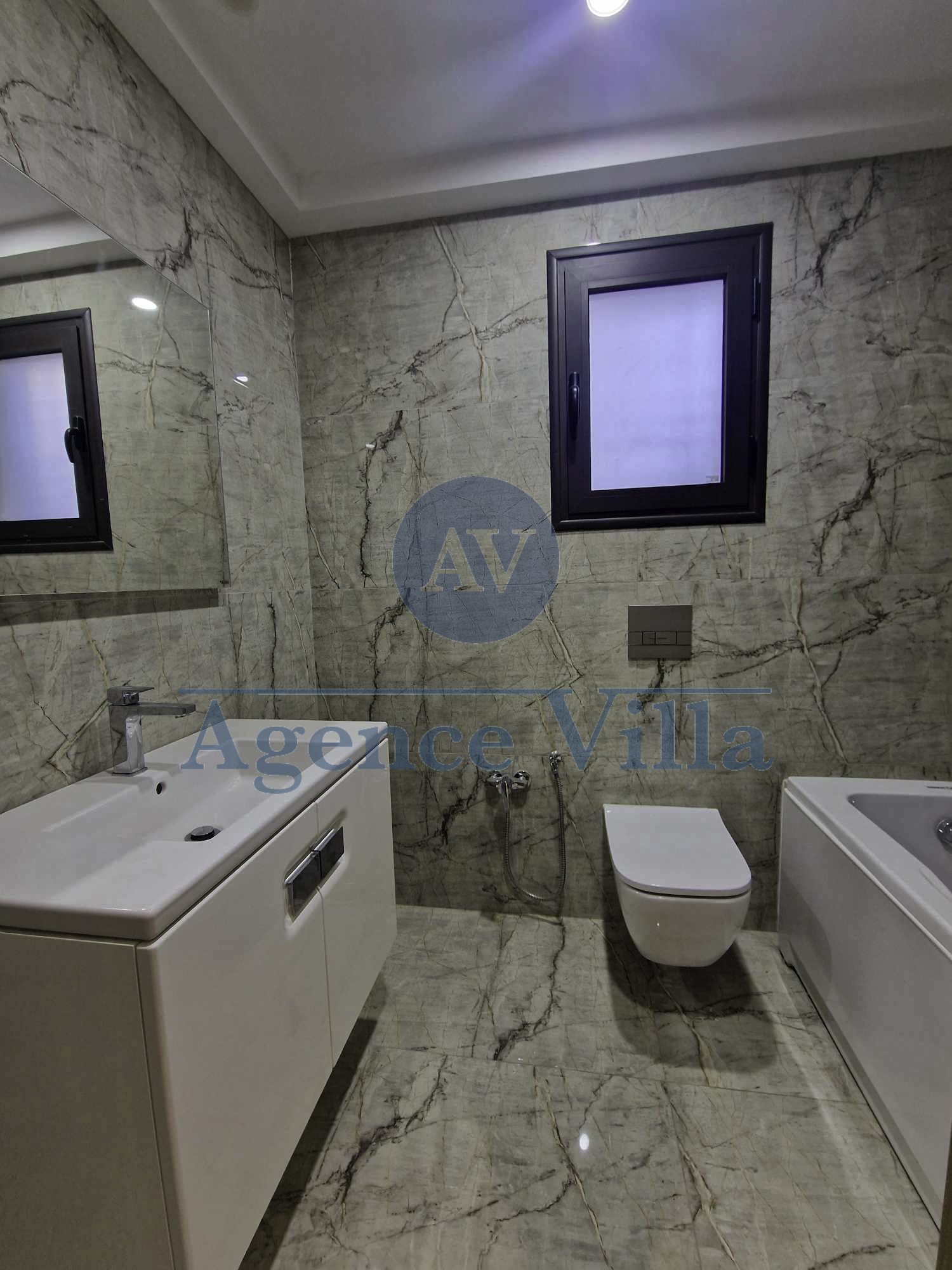 Ain Zaghouan Ain Zaghouan Vente Appart. 3 pices Un appartement s2  ain zaghouan avec jardin