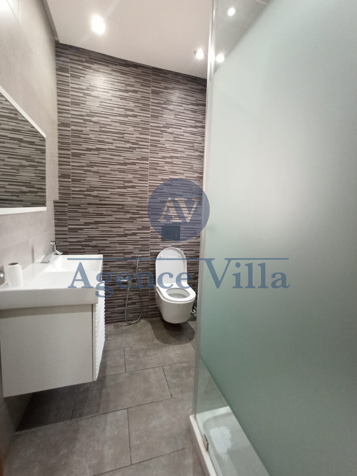 La Soukra La Soukra Location Maisons Une villa s5  la soukra avec piscine et jardin