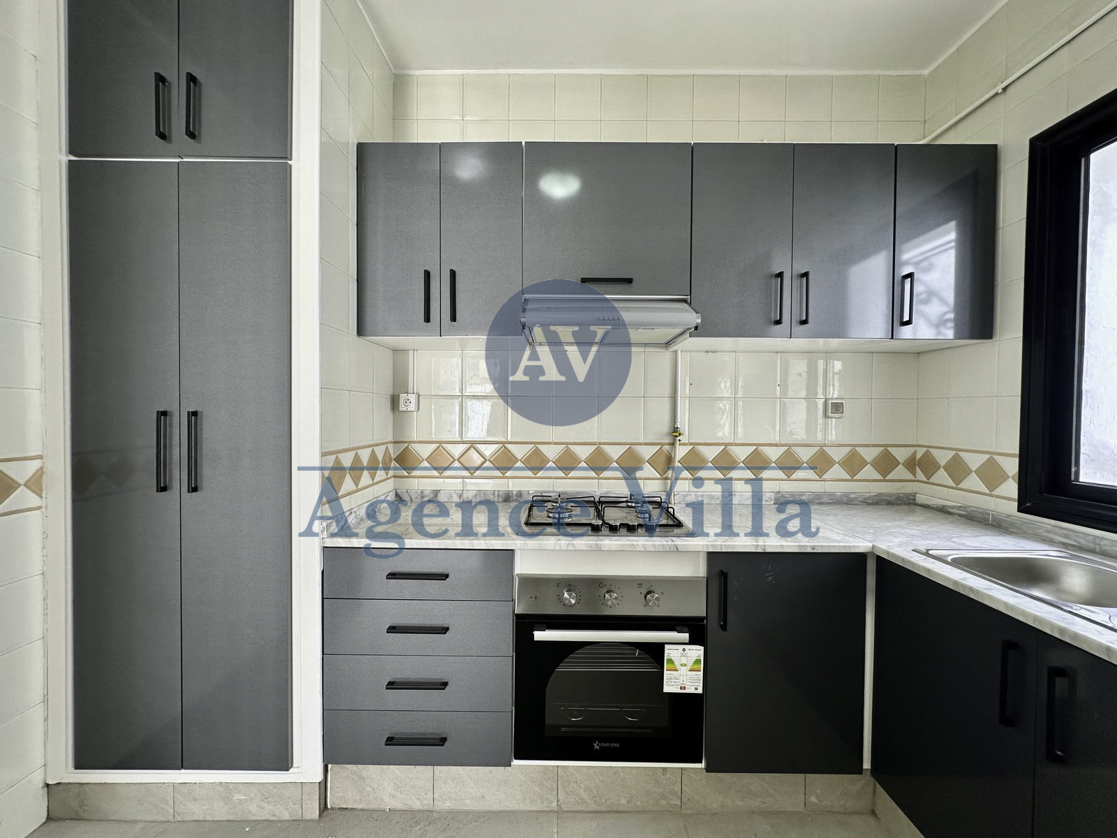 La Marsa Cite El Moustakbel (La Marsa) Location Duplex Un duplex s4  la marsa
