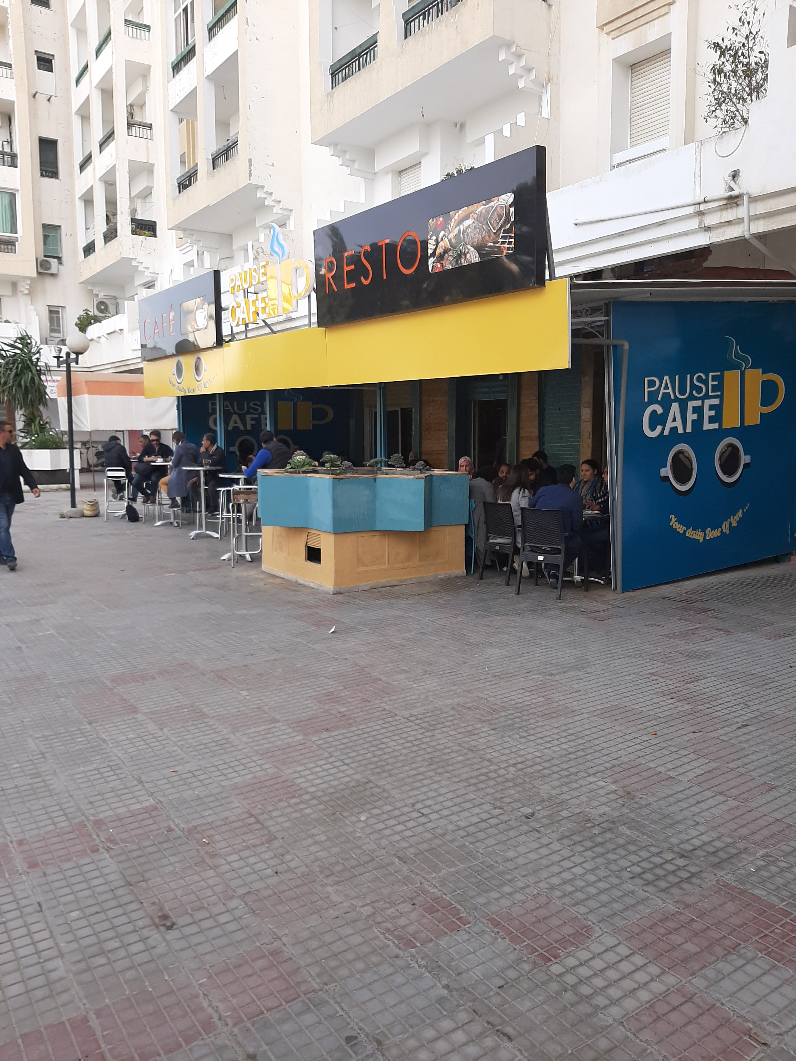 Cite El Khadra Cite Oplympique Vente Surfaces Fond de commerce cafe resto