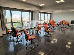 La Marsa&nbsp;Berge Du Lac&nbsp;Location&nbsp;Appart. 1 pi�ce&nbsp;Open space  180m lac 1 ifcl173